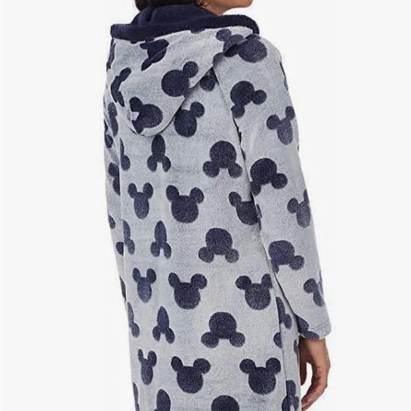 Disney Mickey lounger/robe - Picture 3 of 4